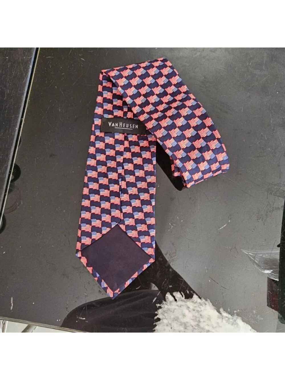 Van Heusen American Flag Silk Tie Navy & Red Patriotic Design Mens Accessory